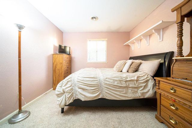 945 Matador Drive, Hollister, CA 95023