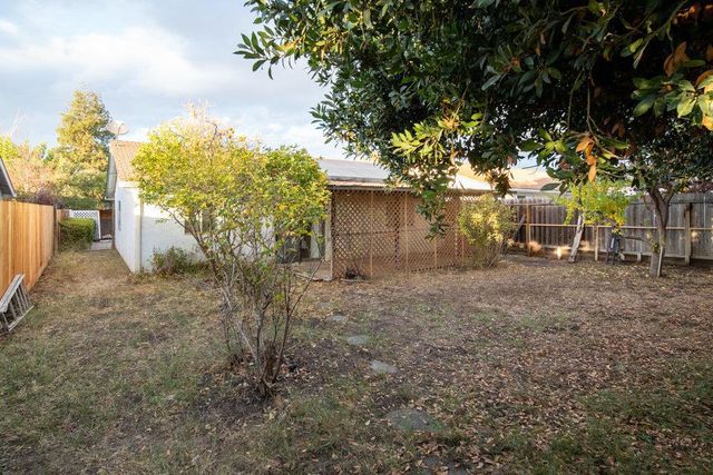 945 Matador Drive, Hollister, CA 95023