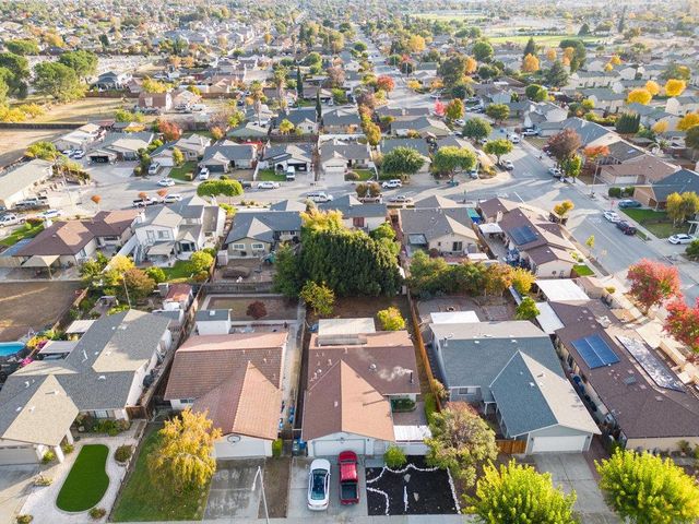 945 Matador Drive, Hollister, CA 95023