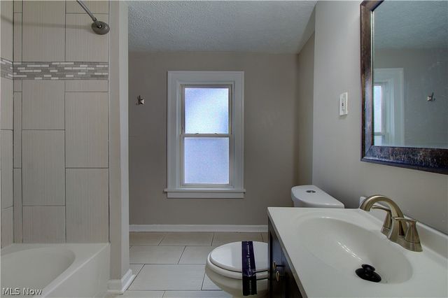 3412 Kildare Road, Cleveland Heights, OH 44118