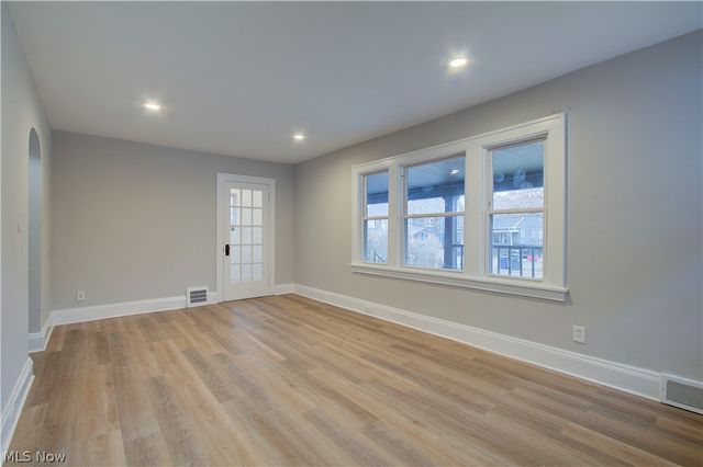 3412 Kildare Road, Cleveland Heights, OH 44118