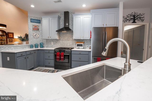 1741 YARDLEY DR, West Chester, PA 19380