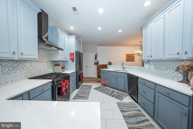 1741 YARDLEY DR, West Chester, PA 19380