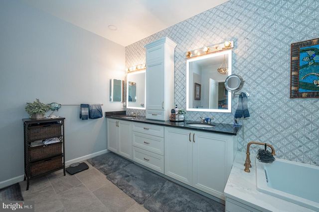 1741 YARDLEY DR, West Chester, PA 19380