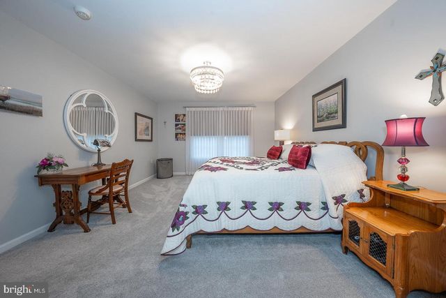 1741 YARDLEY DR, West Chester, PA 19380