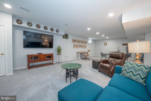 1741 YARDLEY DR, West Chester, PA 19380