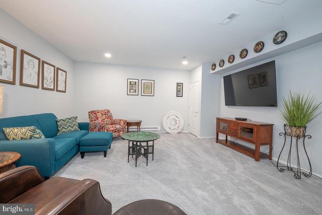 1741 YARDLEY DR, West Chester, PA 19380