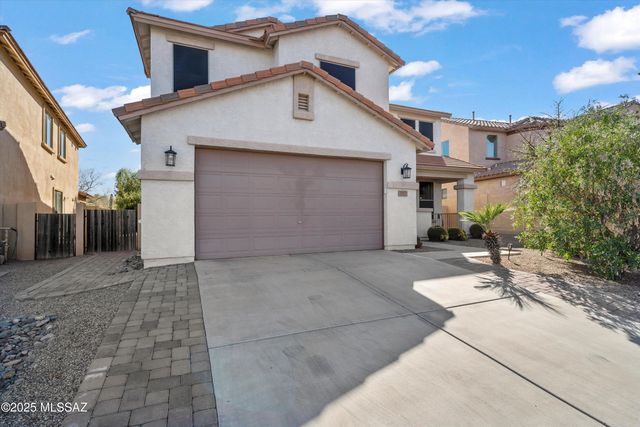 717 W Camino Tunera, Sahuarita, AZ 85629