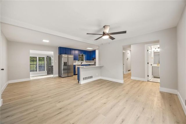 6050 LEDGEWOOD Drive, Forest Park, GA 30297