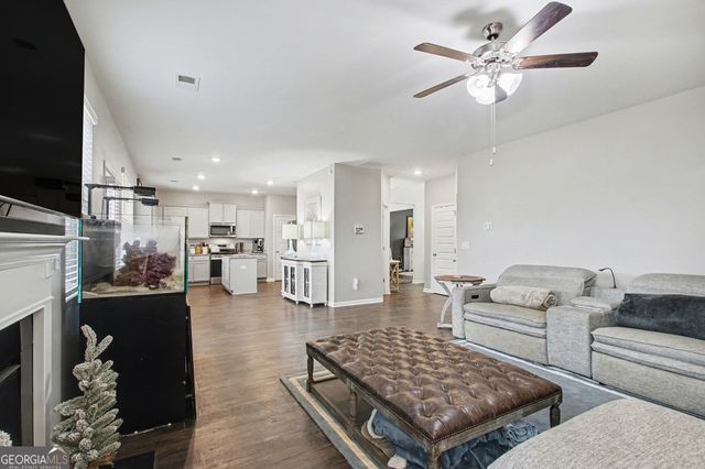 384 Condor Court, Statham, GA 30666