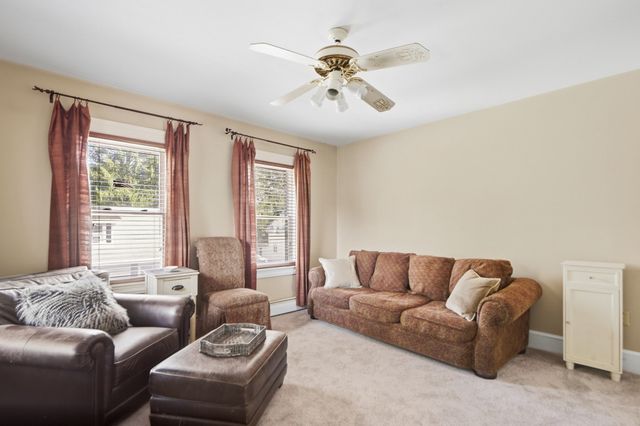 27 Arthur St, Methuen, MA 01844