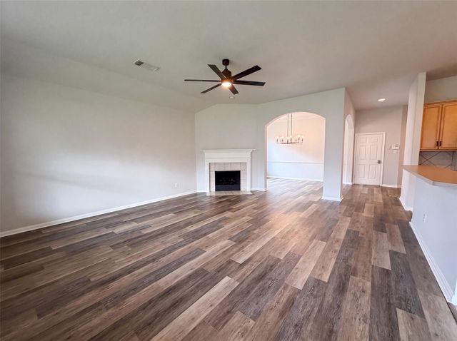 5704 Shady Hollow Court, Rosharon, TX 77583
