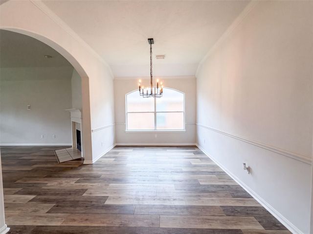 5704 Shady Hollow Court, Rosharon, TX 77583