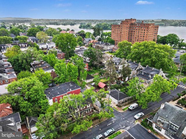 217 SENECA ST, Harrisburg, PA 17110