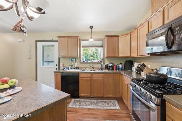 6071 W Karen Street, Wasilla, AK 99623