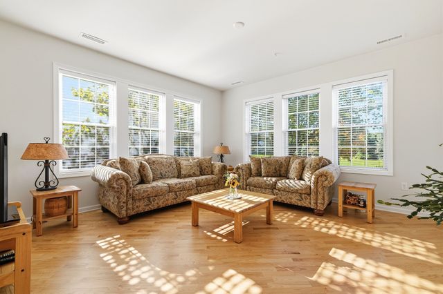 422 John Mahar Hwy 109, Braintree, MA 02184