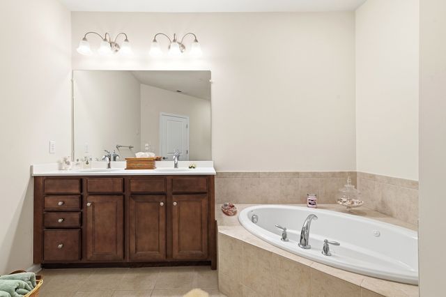 422 John Mahar Hwy 109, Braintree, MA 02184