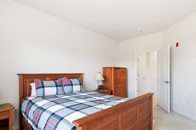 422 John Mahar Hwy 109, Braintree, MA 02184