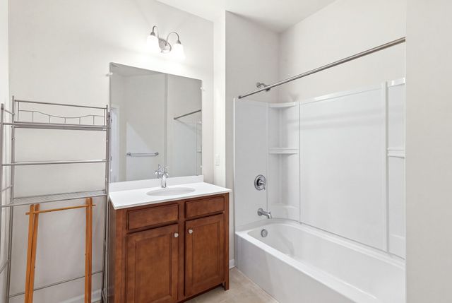 422 John Mahar Hwy 109, Braintree, MA 02184