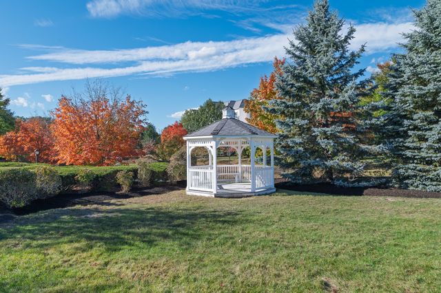 422 John Mahar Hwy 109, Braintree, MA 02184