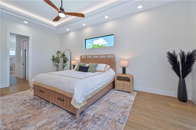 2201 Beach PKWY W, Cape Coral, FL 33914