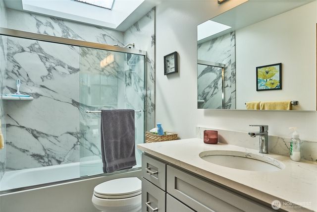 1404 S 290th Pl, Federal Way, WA 98003