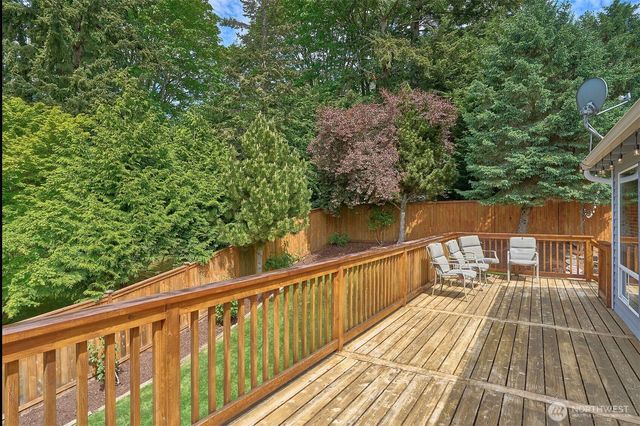 1404 S 290th Pl, Federal Way, WA 98003