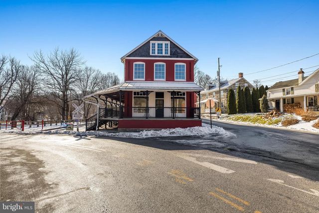 12027 BALTIMORE ST, Glen Rock, PA 17327
