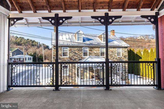 12027 BALTIMORE ST, Glen Rock, PA 17327