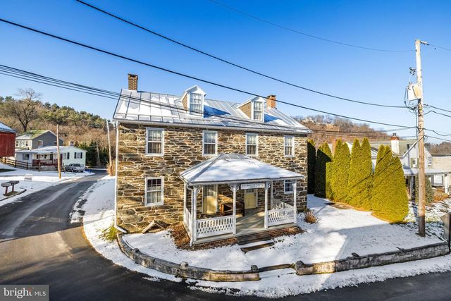 12027 BALTIMORE ST, Glen Rock, PA 17327