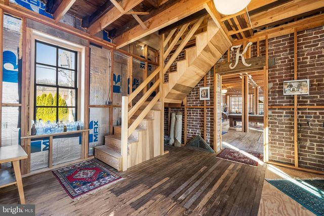 12027 BALTIMORE ST, Glen Rock, PA 17327