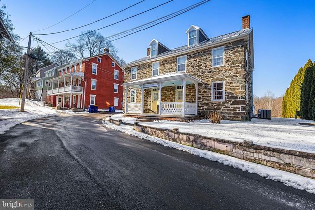 12027 BALTIMORE ST, Glen Rock, PA 17327