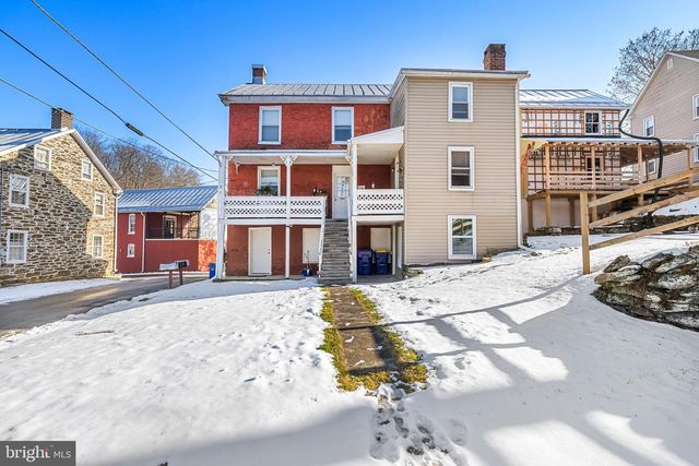12027 BALTIMORE ST, Glen Rock, PA 17327