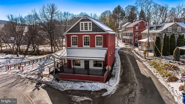 12027 BALTIMORE ST, Glen Rock, PA 17327