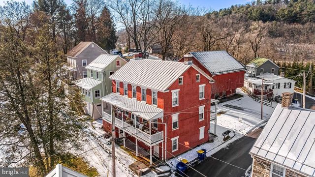 12027 BALTIMORE ST, Glen Rock, PA 17327