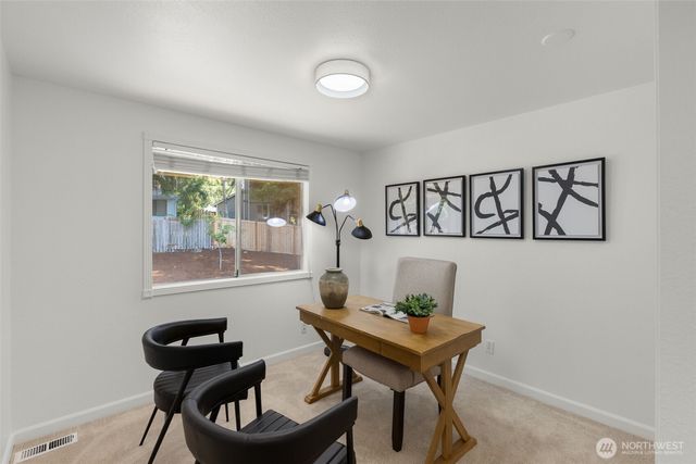 23973 SE 42nd Place, Sammamish, WA 98029