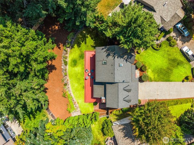 23973 SE 42nd Place, Sammamish, WA 98029