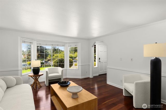23973 SE 42nd Place, Sammamish, WA 98029