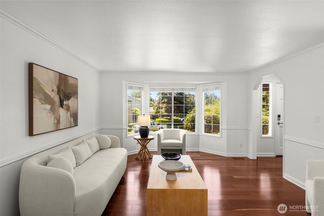 23973 SE 42nd Place, Sammamish, WA 98029