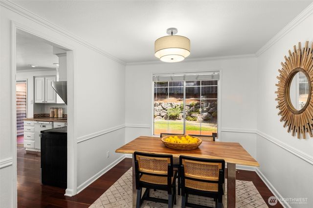 23973 SE 42nd Place, Sammamish, WA 98029