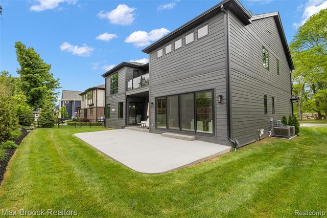 1541 Shipman Blvd., Birmingham, MI 48009