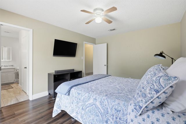 5617 Kindling Court, Arlington, TX 76016