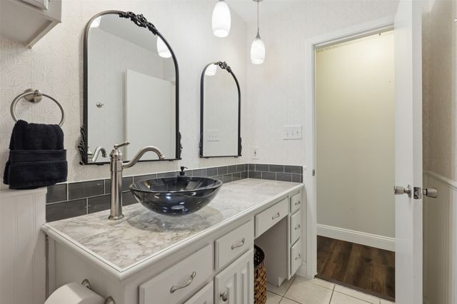 5617 Kindling Court, Arlington, TX 76016