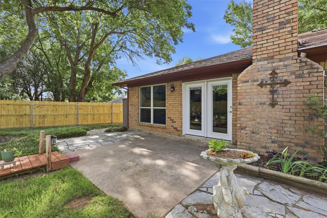 5617 Kindling Court, Arlington, TX 76016