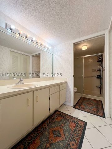 7407 N Devon Dr 212, Tamarac, FL 33321