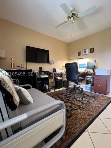 7407 N Devon Dr 212, Tamarac, FL 33321