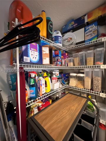 7407 N Devon Dr 212, Tamarac, FL 33321