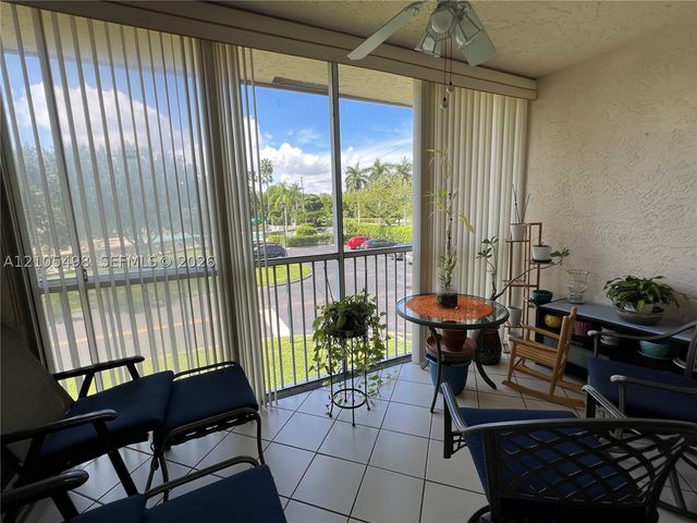 7407 N Devon Dr 212, Tamarac, FL 33321