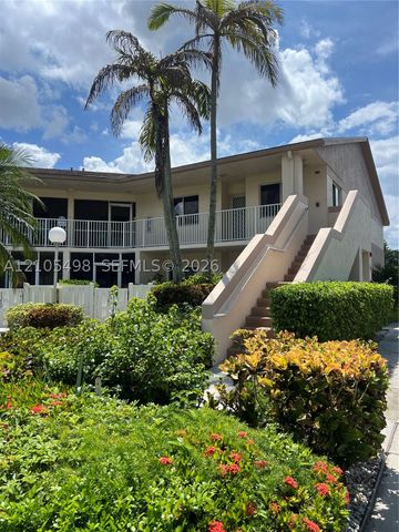7407 N Devon Dr 212, Tamarac, FL 33321