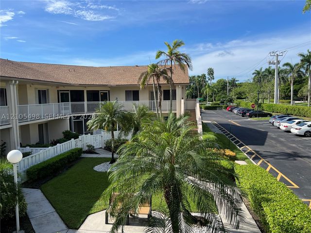 7407 N Devon Dr 212, Tamarac, FL 33321